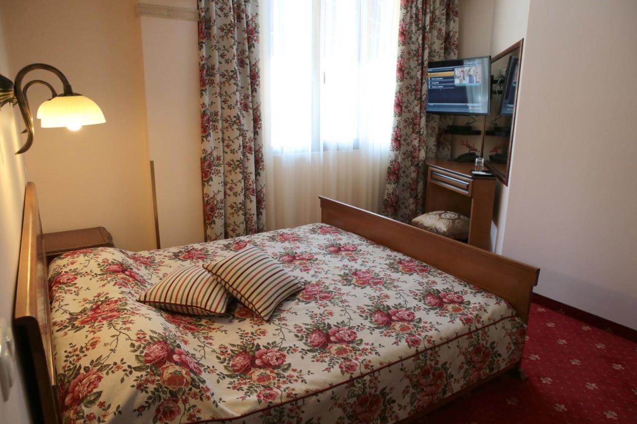 Boutique Vsk Kentavar Hotel Drjanowo