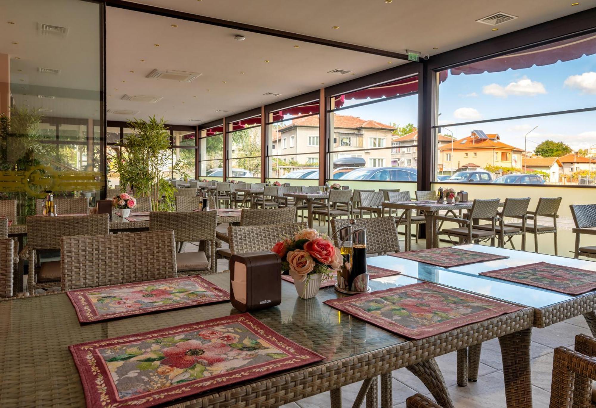 Boutique Vsk Kentavar 4*